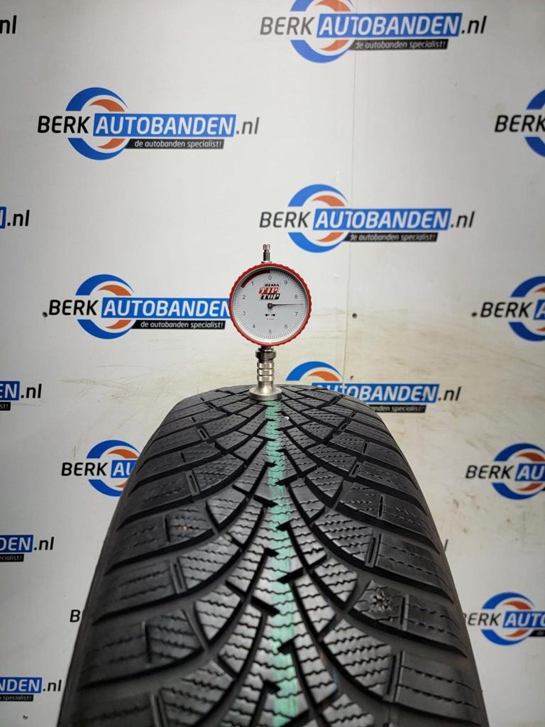 2x Goodyear Ultra Grip 9+ 205/60 R16 92H 205/60/16 2056016 (, Auto-onderdelen, Banden en Velgen, Gebruikt, -, Band(en), -