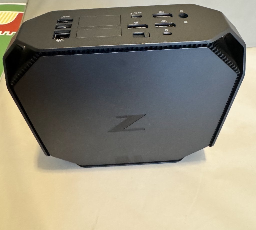 Nouvelle station de travail HP Z2 Mini G5 I9, Neuf, Intel Core i9, Virtual Reality, 3 à 4 Ghz