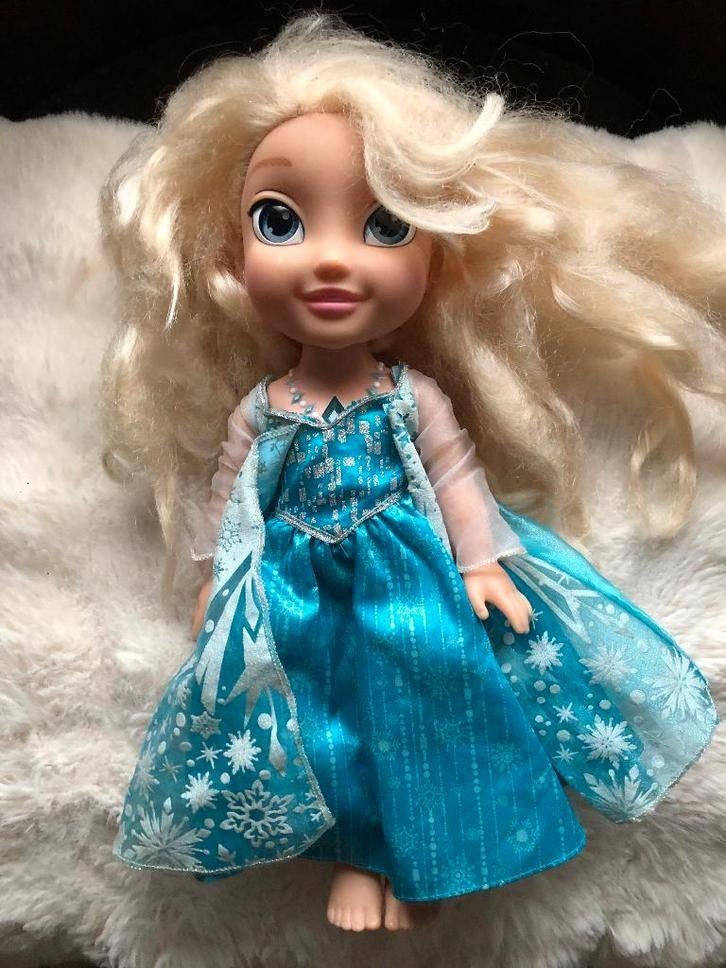 Mooie Frozen pop, Ophalen of Verzenden