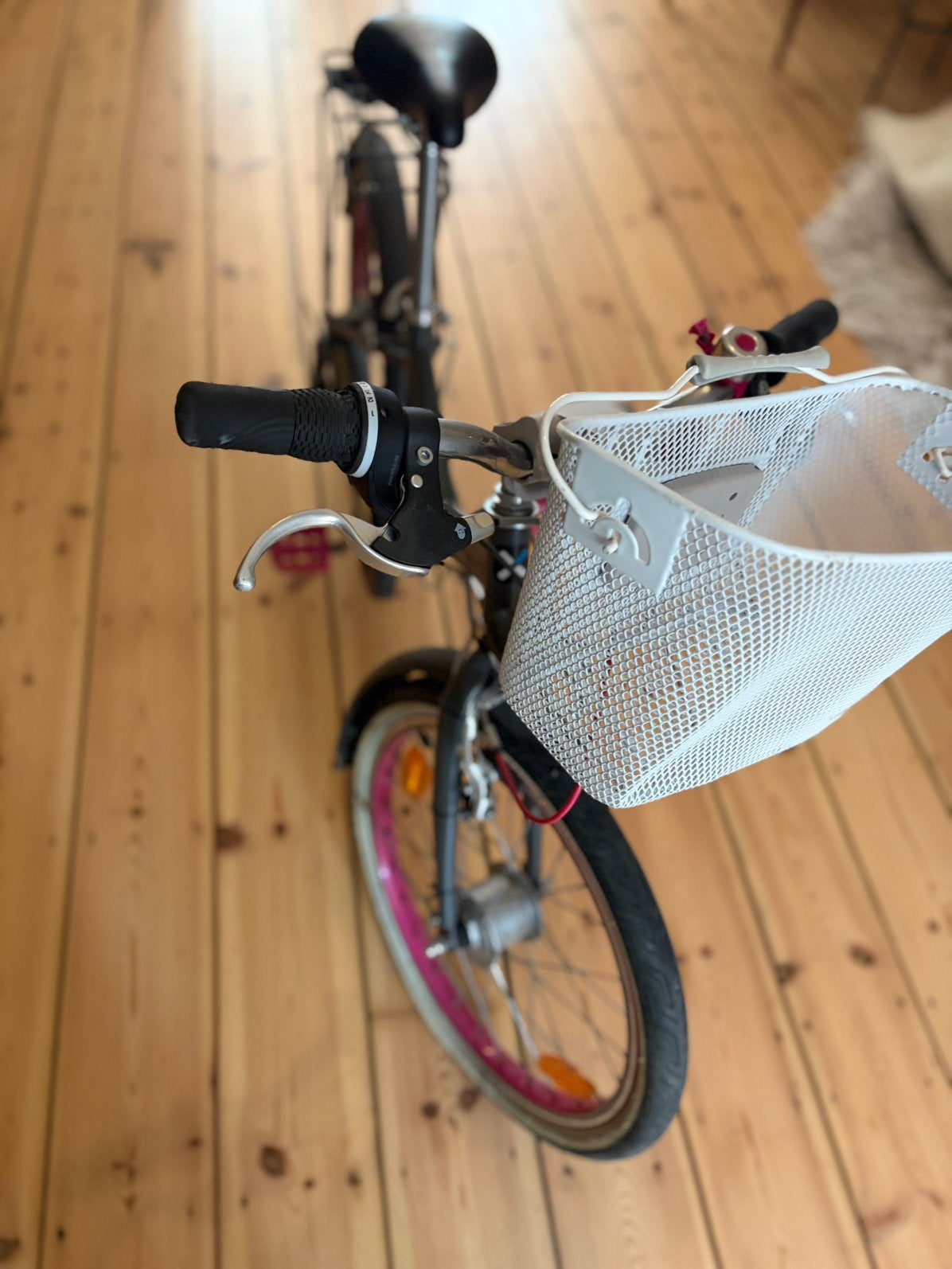 20" meisjesfiets, antracietgrijs en roze, Ophalen, Gebruikt, 20 inch