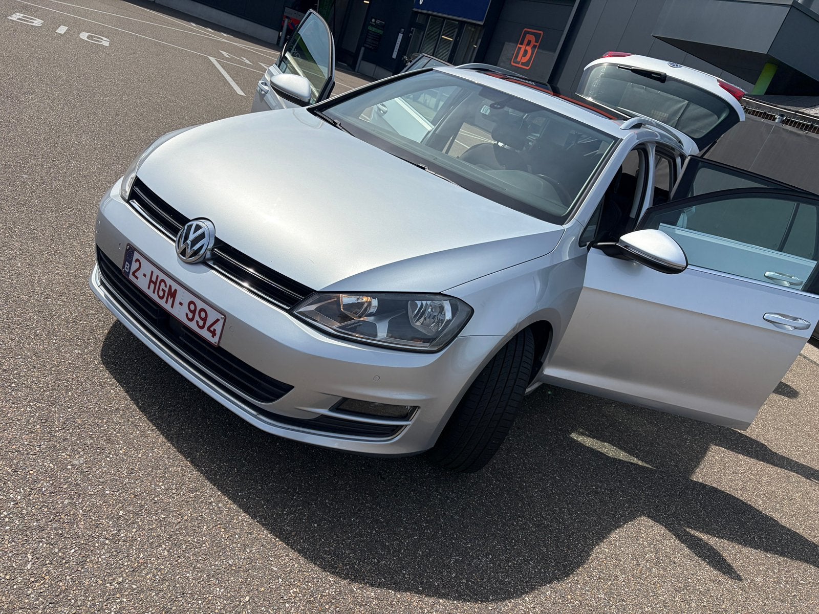 Volkswagen Golf 7 1.6 TDI Variant Panorama, Blanco gekeurd, Auto's, Voorwielaandrijving, Euro 5, Adaptive Cruise Control, Zwart