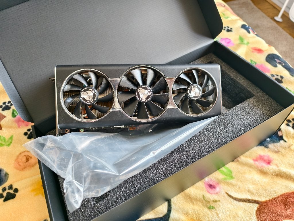 RX 5700 XT, Informatique & Logiciels, Cartes vidéo, Enlèvement ou Envoi, Utilisé, GDDR4, AMD