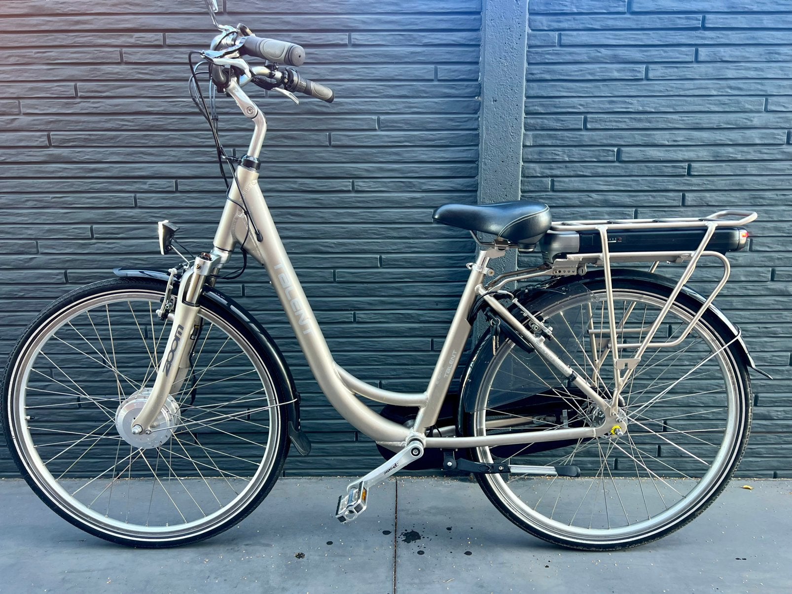 Elektrische fiets Talent Zeer Goede Staat ✅, Ophalen, Zo goed als nieuw