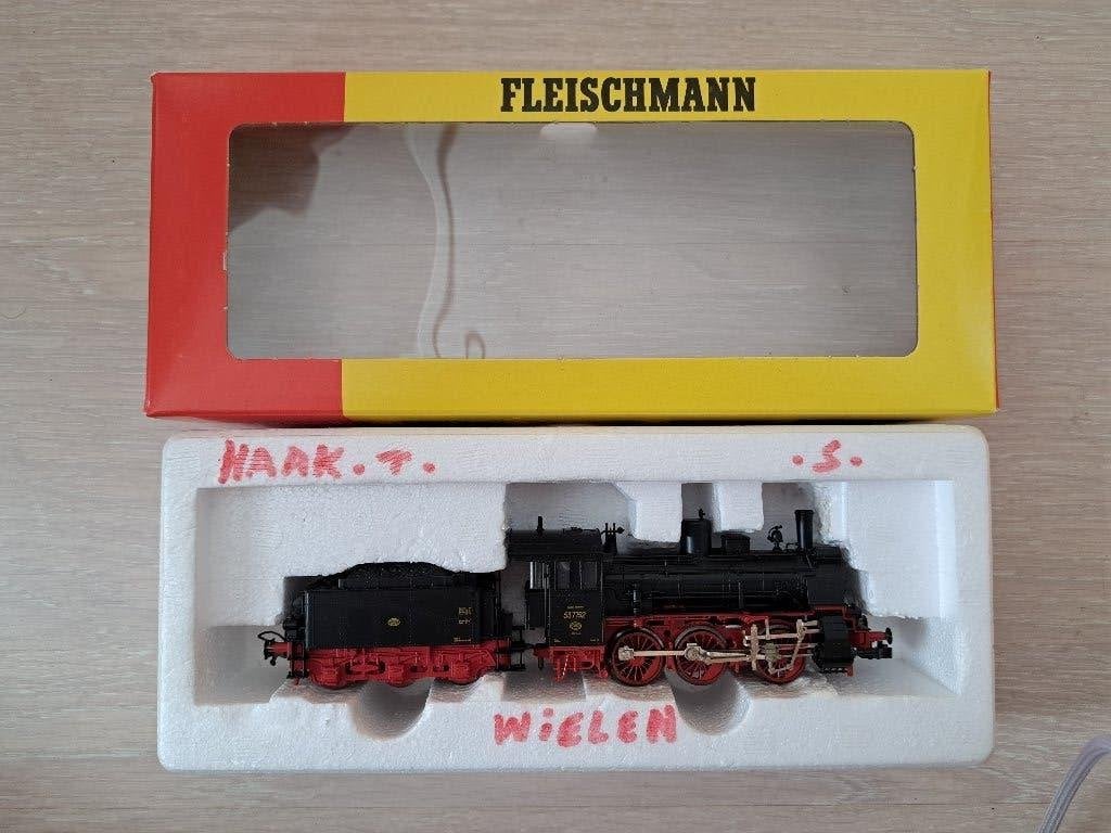 Fleischmann stoomlocomotief nr 4124, Hobby en Vrije tijd, Ophalen, Fleischmann, Zo goed als nieuw, Analoog