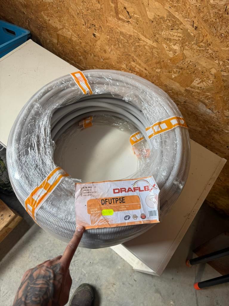 40m Cat5e netwerkkabel in flexibele buis Ø16 – DRAFLex, Enlèvement, Comme neuf