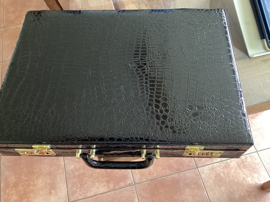 Koffer met messen, Ophalen, Overige materialen, Nieuw, Messenset