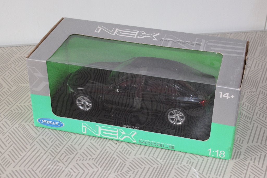 miniature 1:18 neuf nex models welly BMW 335i noire, Hobby & Loisirs créatifs, Voitures miniatures | 1:18, Enlèvement ou Envoi