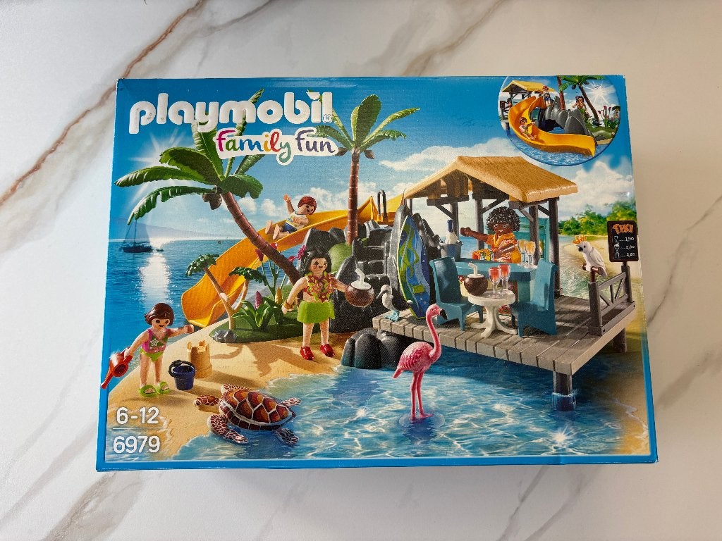 Playmobil 6979 Famille dans les Caraïbes, Enfants & Bébés, Jouets | Playmobil, Bateau, Family fun, Comme neuf, Kit complet