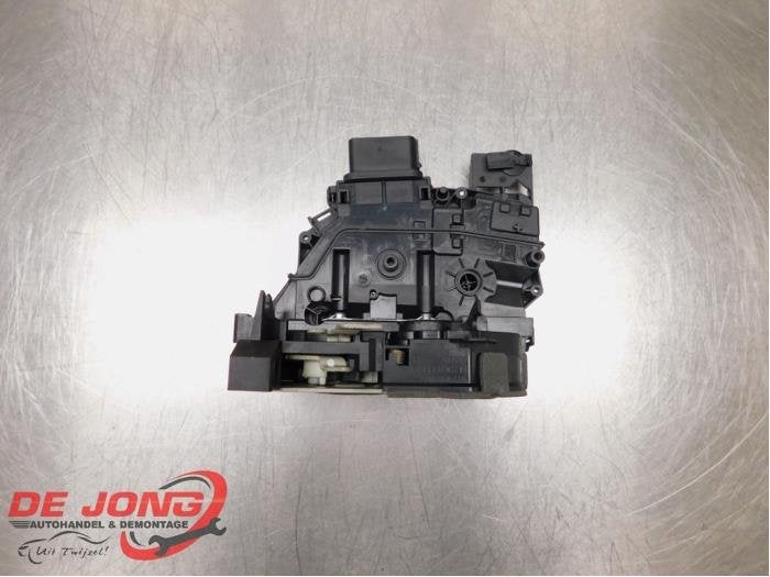 Deurslot Mechaniek 4Deurs links-voor van een Ford B-Max, Gebruikt, -, -, Ophalen of Verzenden