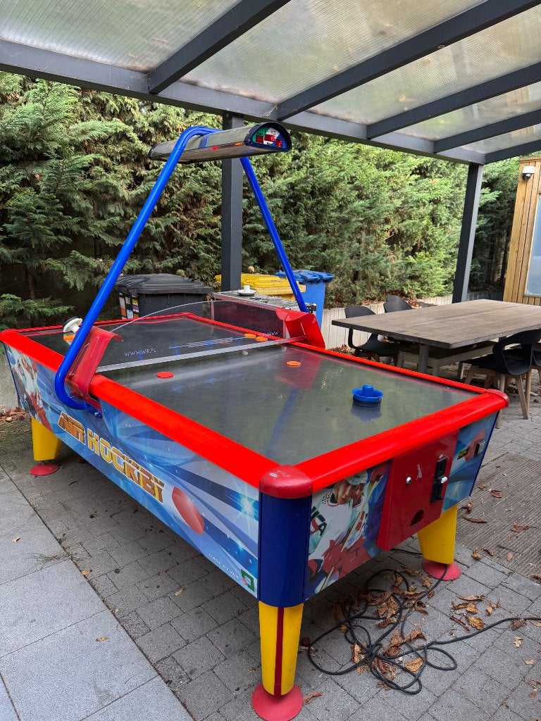 Air hockey, Enlèvement, Utilisé