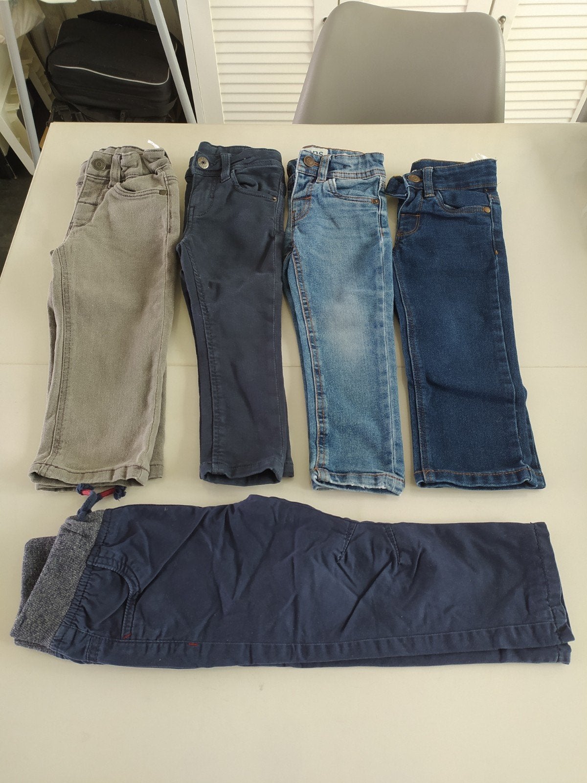 5 lange broeken maat 92, Kinderen en Baby's, Kinderkleding | Maat 92, Ophalen