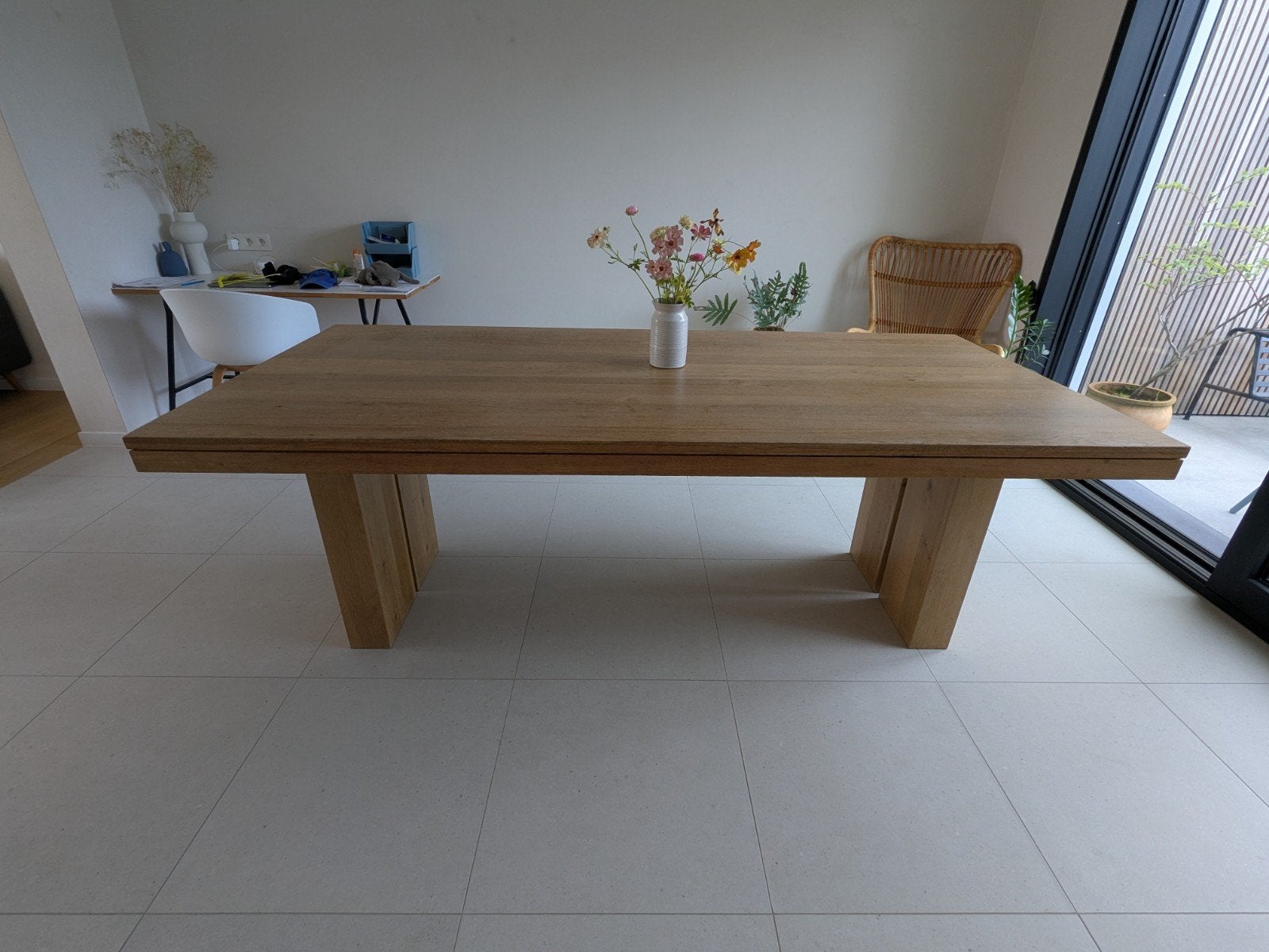 Belle table à manger en bois, Maison & Meubles, Enlèvement
