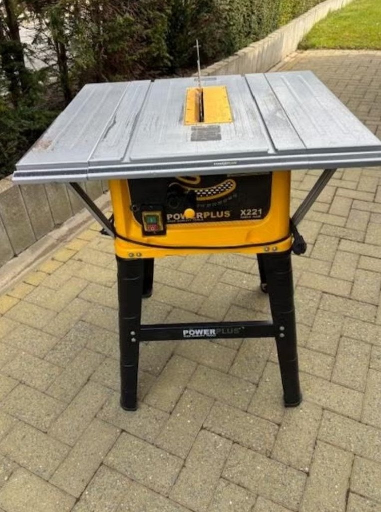 Scie sur table, Bricolage & Construction, Outillage | Scies mécaniques, Enlèvement