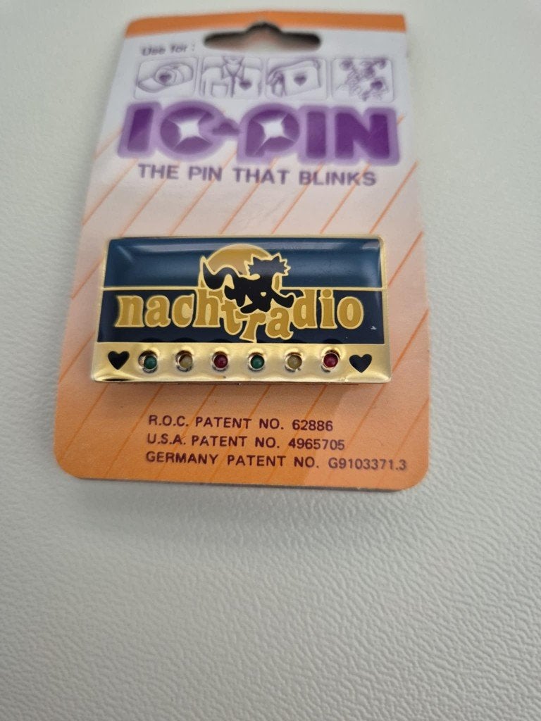 Pin Nachtradio, Collections, Enlèvement ou Envoi