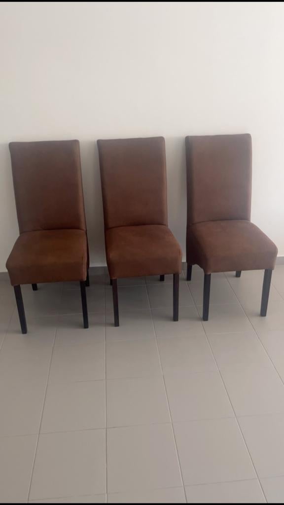 Set van 4 bruine eetkamerstoelen, Ophalen, Bruin, Zo goed als nieuw, Vier