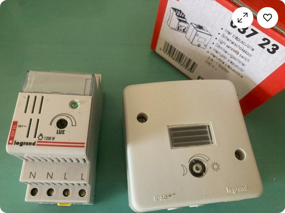 Legrand interrupteur crépusculaire, Enlèvement, Comme neuf, Interrupteur