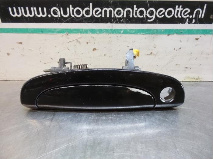 Poignée portière 4portes avant gauche d'un Hyundai Getz (G, -, 3 mois de garantie, Utilisé, Hyundai