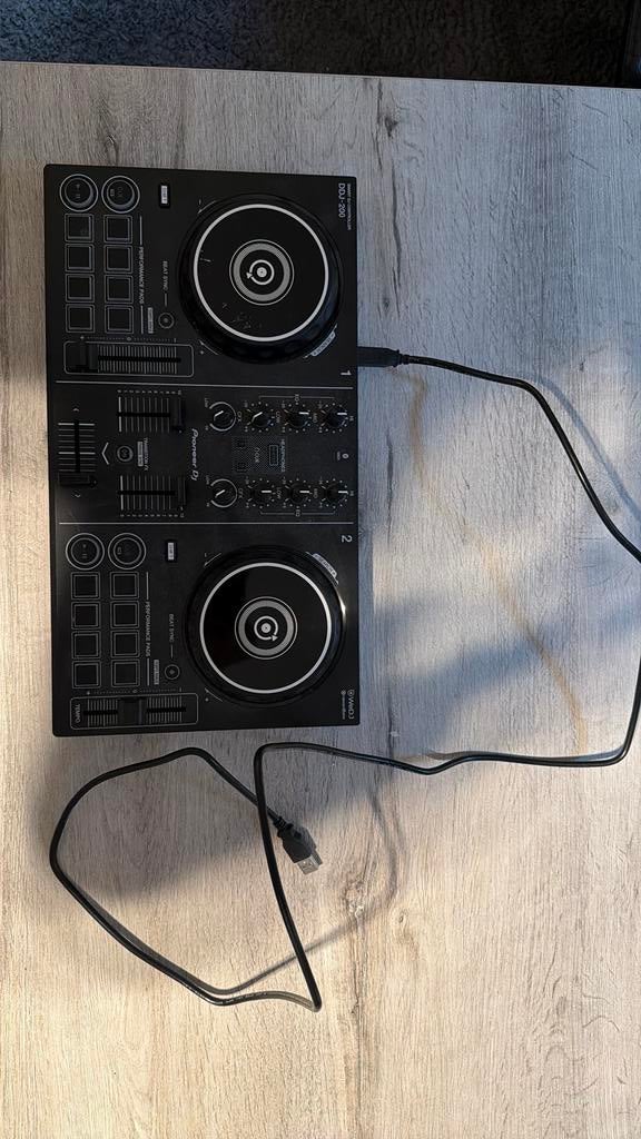 PIONEER DJ Slimme DJ-controller DDJ-200, Elektronische apparatuur, Kookplaten, Ophalen, Zo goed als nieuw