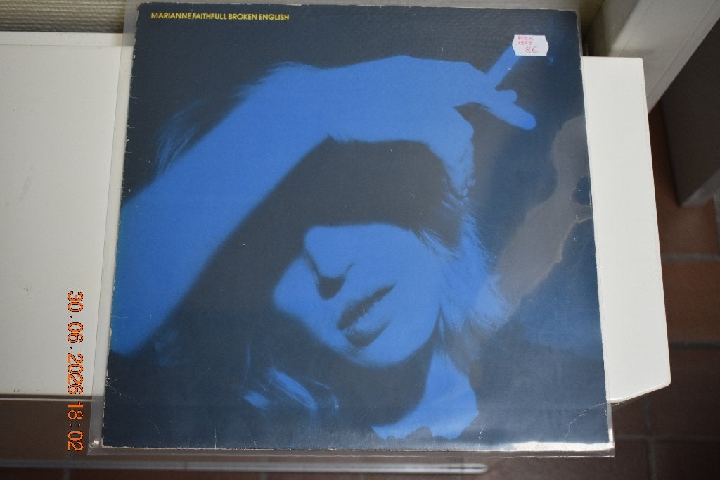 LP : Marianne Faithfull - Broken English (Rock), CD & DVD, Vinyles | Rock, Housse de protection extérieure, Enlèvement ou Envoi
