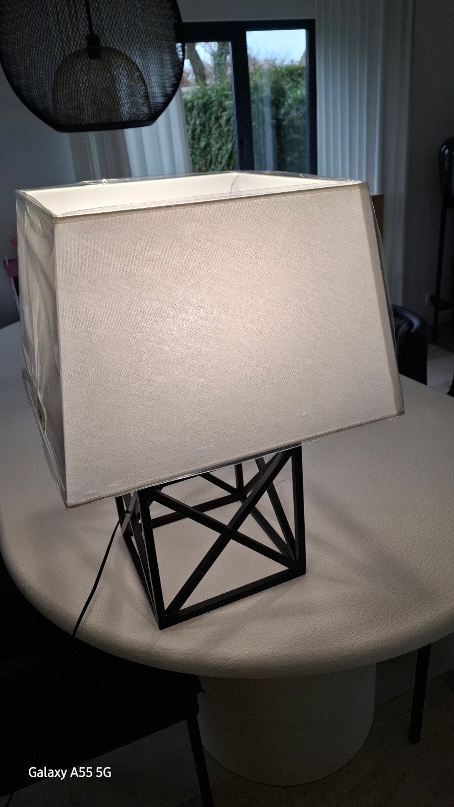 Smeedijzeren design tafellamp met nieuwe lampenkap, Huis en Inrichting, Ophalen