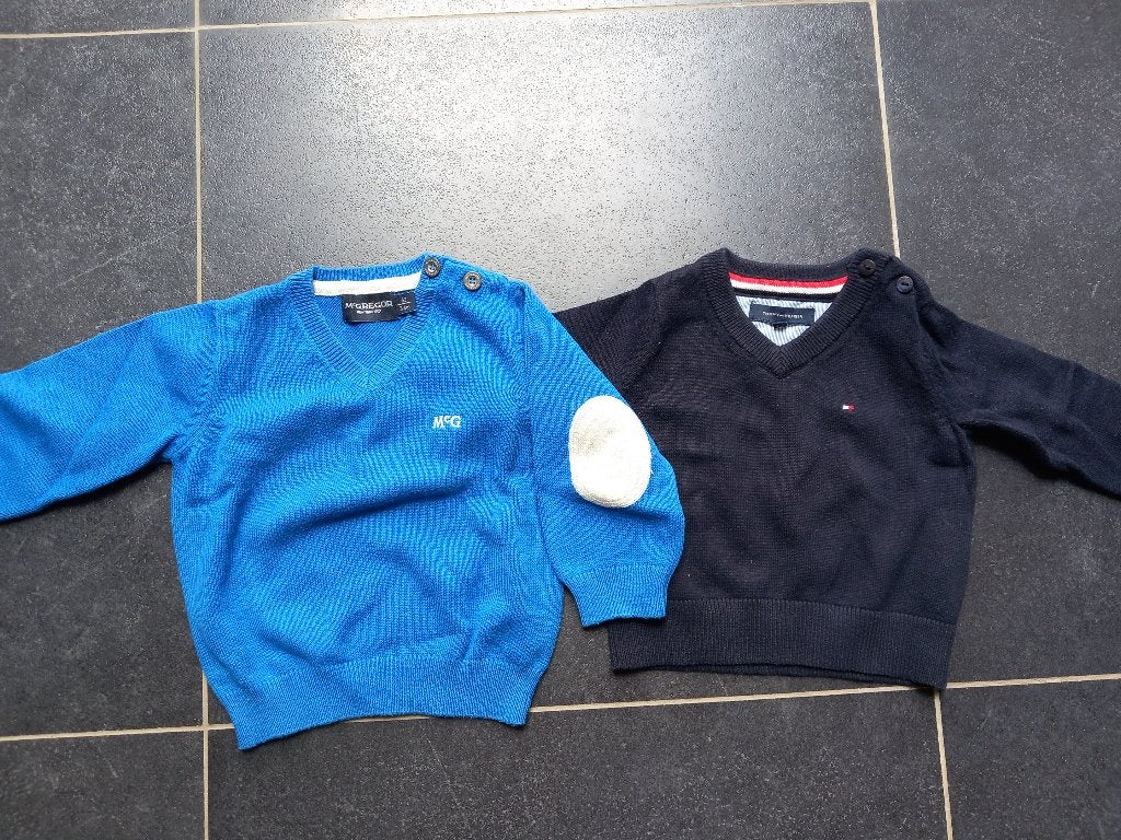 Truien Tommy Hilfiger maat 62, Garçon, Enlèvement ou Envoi, Pull ou Veste, Tommy Hilfiger