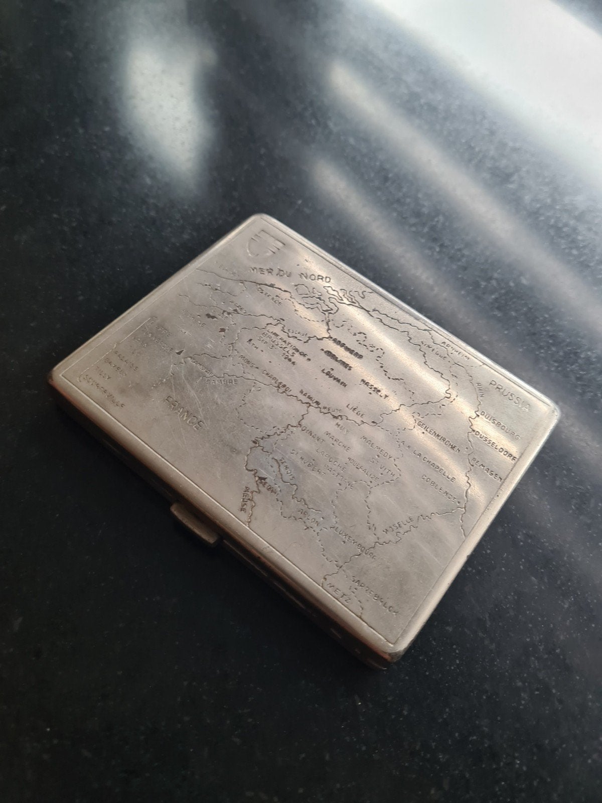 sigarettendoosje etui bevrijding brussel, Ophalen of Verzenden