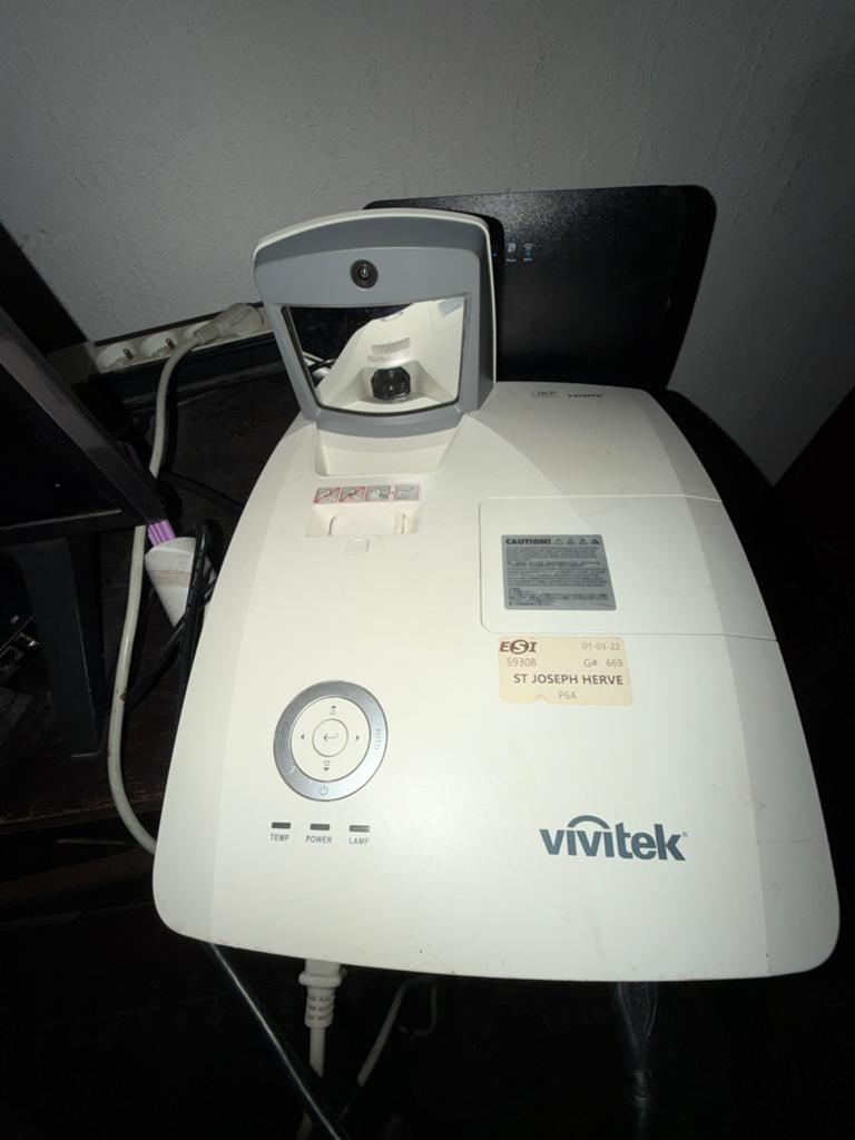Vivitek projecteur/sony, Kinderen en Baby's, Babyfoons, Ophalen, Zo goed als nieuw