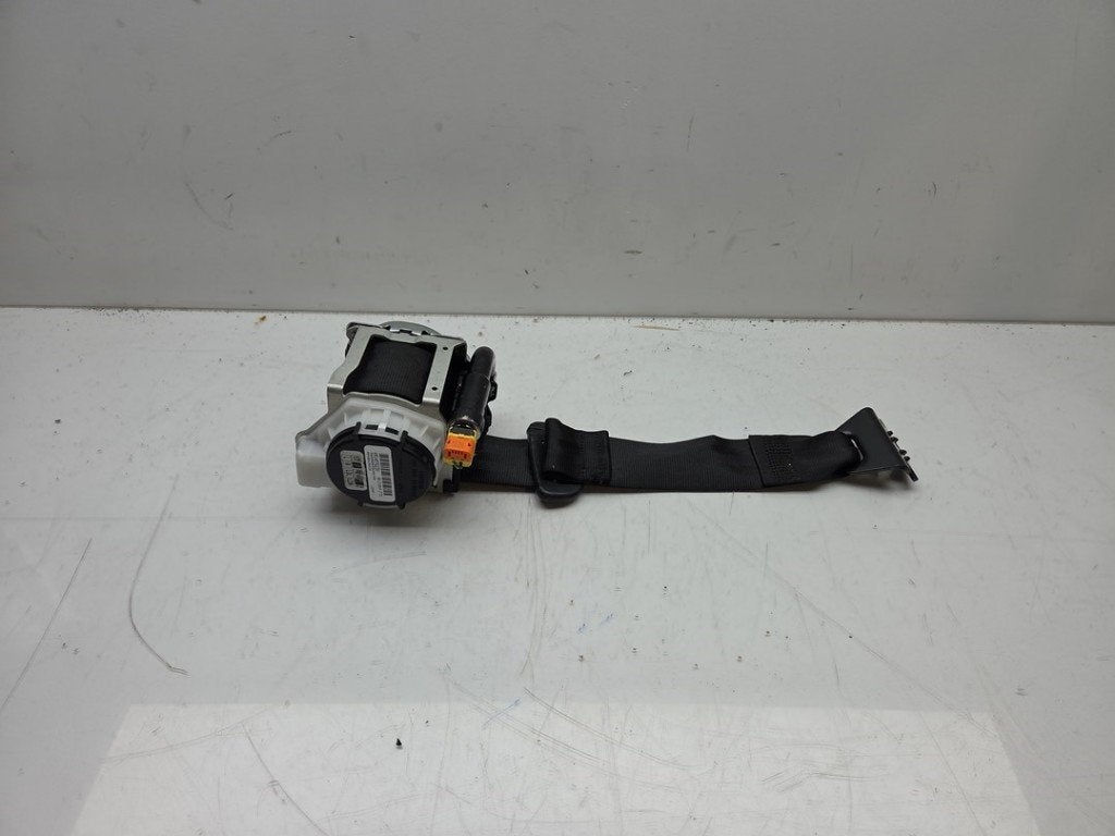 CEINTURE DE SECURITE ARRIERE DROITE A1 Sportback (GBA), Auto-Union-Straße  1,
85057  Ingolstadt, DE, Info@audi.de, Audi, Utilisé