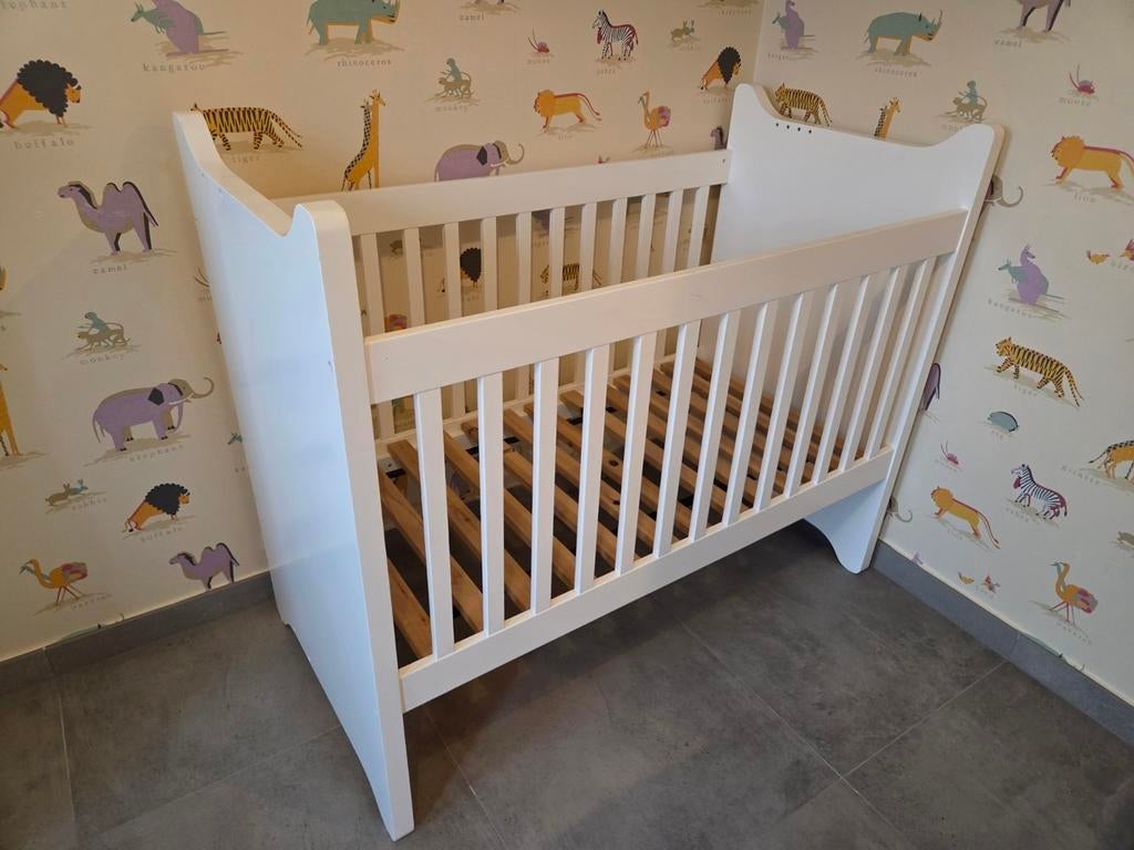 Baby Bedje, Ophalen, Zo goed als nieuw, Lattenbodem, Minder dan 140 cm