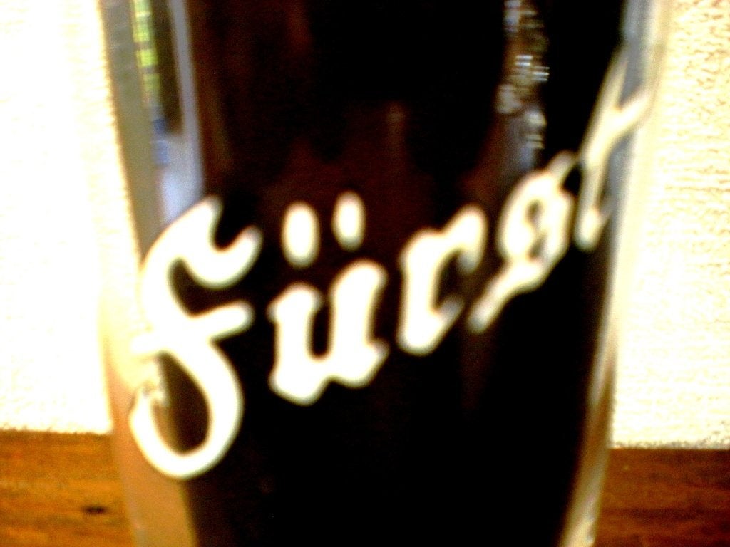 FÜRST geëmailleerd, Verzamelen, Biermerken, Ophalen of Verzenden, Zo goed als nieuw, Glas of Glazen