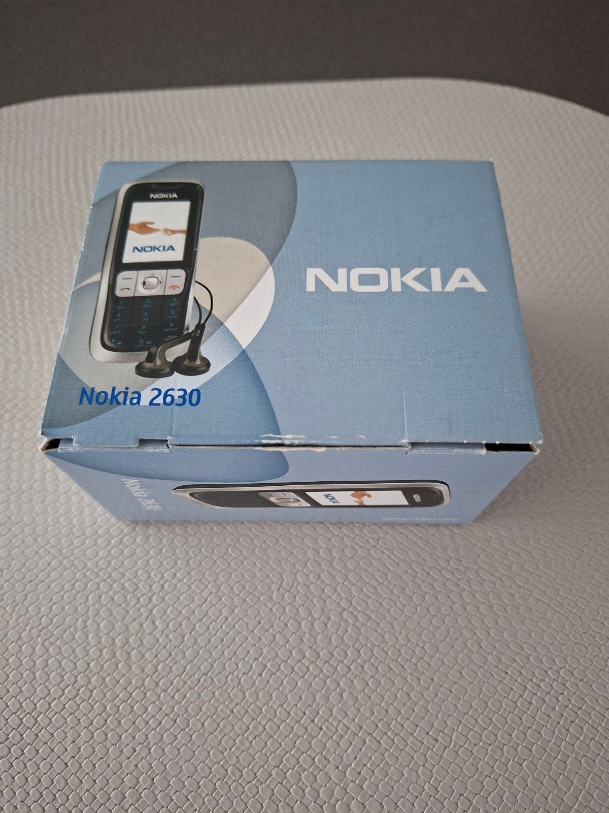 Nokia 2630, Avec simlock (verrouillage SIM), Classique ou Candybar, Clavier physique, Comme neuf