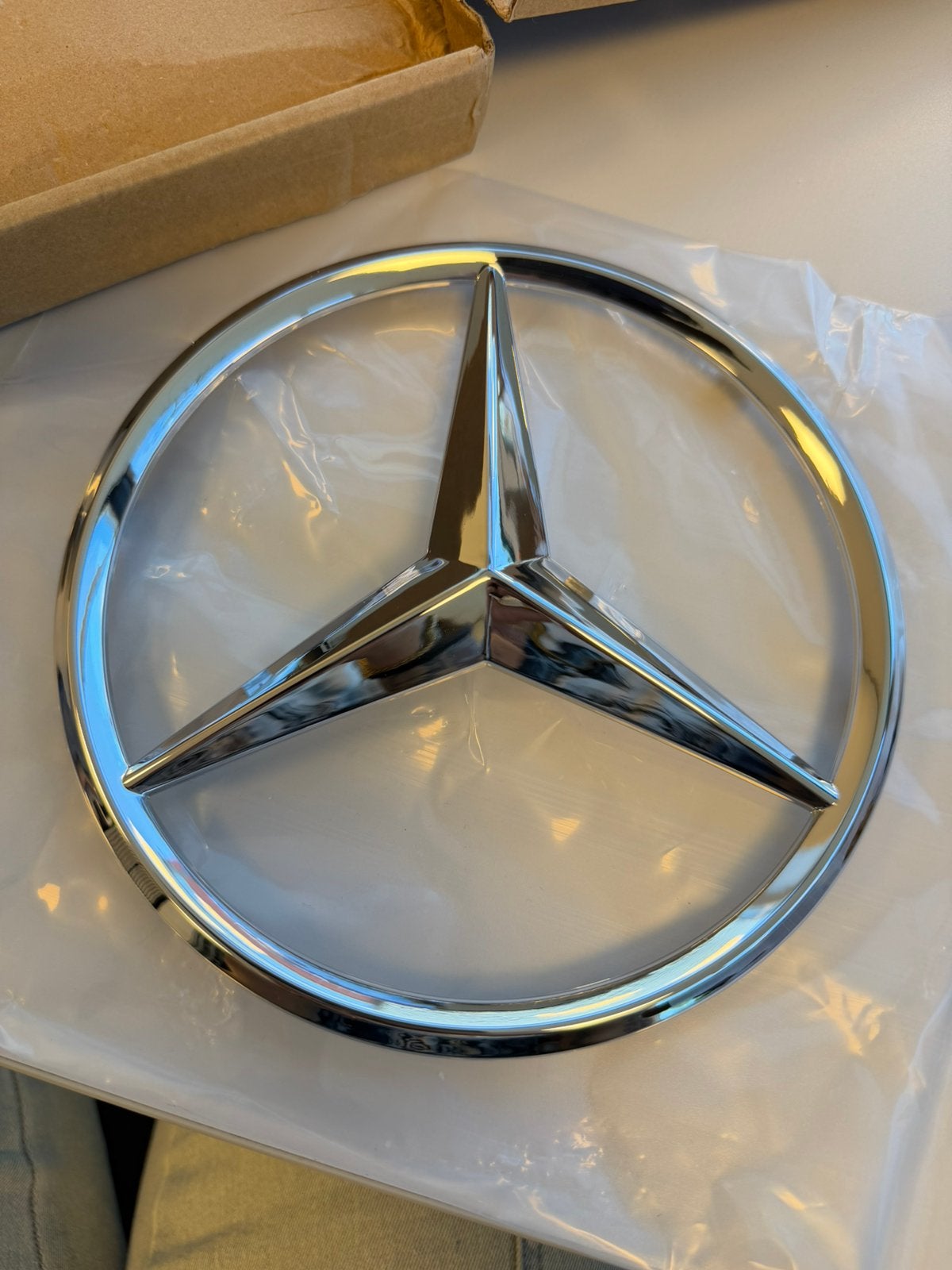 Emblème logo Mercedes Grill Star 18,5 cm L205 L212 CLA GLA, Enlèvement ou Envoi, Neuf, Mercedes-Benz