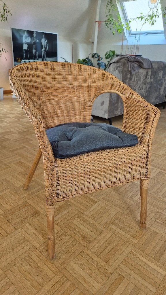 Rieten stoel, Huis en Inrichting, Stoelen, Ophalen, Zo goed als nieuw, Riet of Rotan