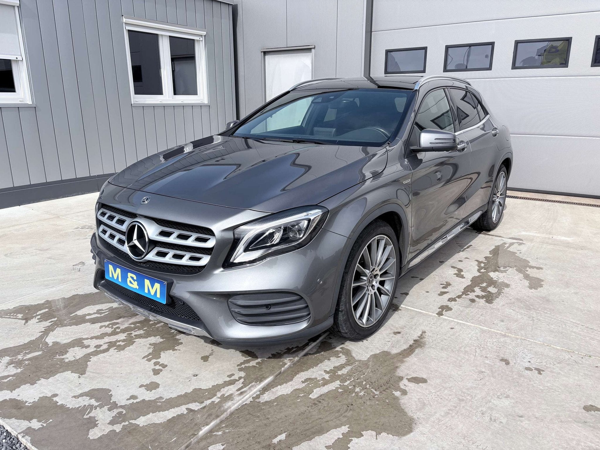 Mercedes-Benz GLA 200 GLA 200 Edition Automaat *12M garantie, Auto's, Automaat, Gebruikt, 4 cilinders, Bedrijf