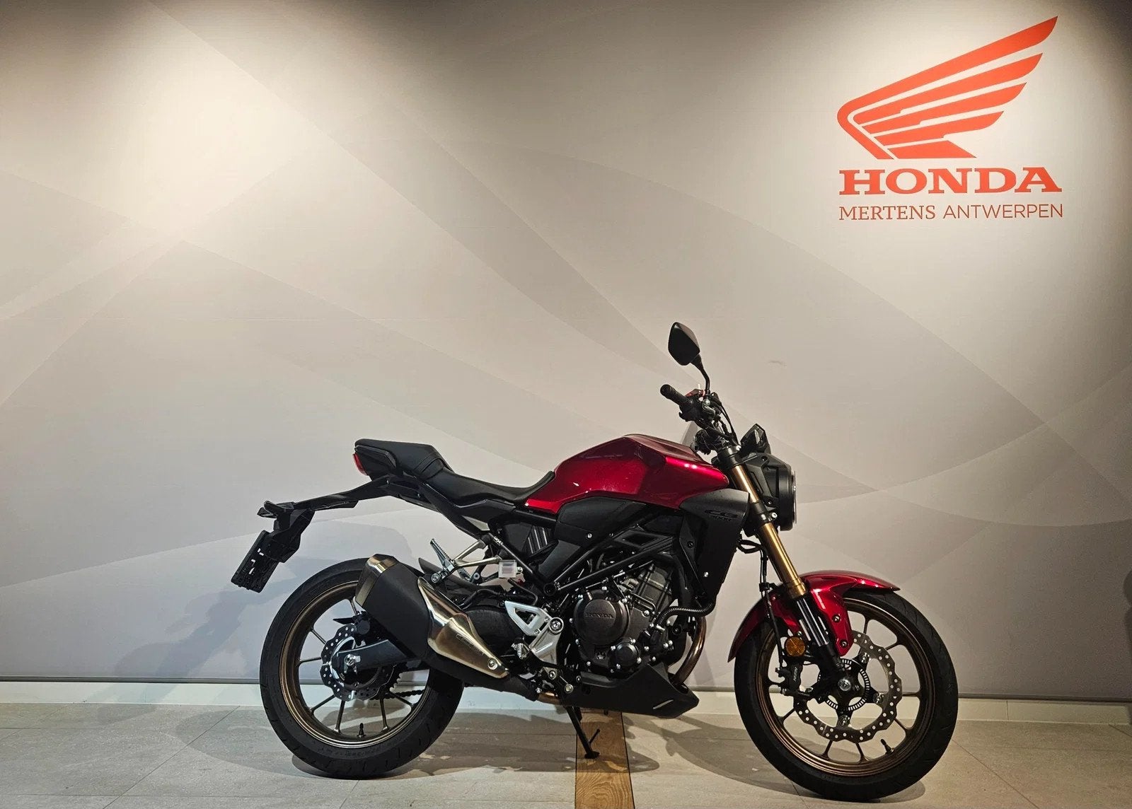 Honda CB 300 R (bj 2025), Motoren, 300 cc, Overig, Handgeschakeld, Gebruikt