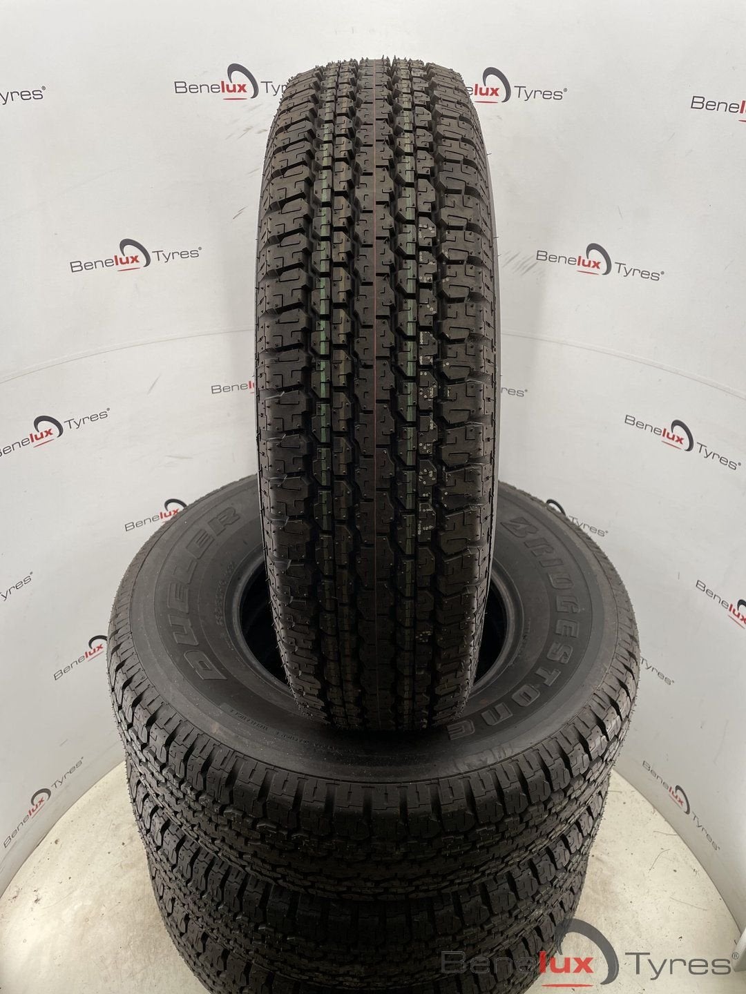 NIEUW 235/80R16 235/80/16 235/80 R16 2358016 235R16 Dueler H, Autos : Pièces & Accessoires, Pneus & Jantes, Neuf, 4 Saisons, -
