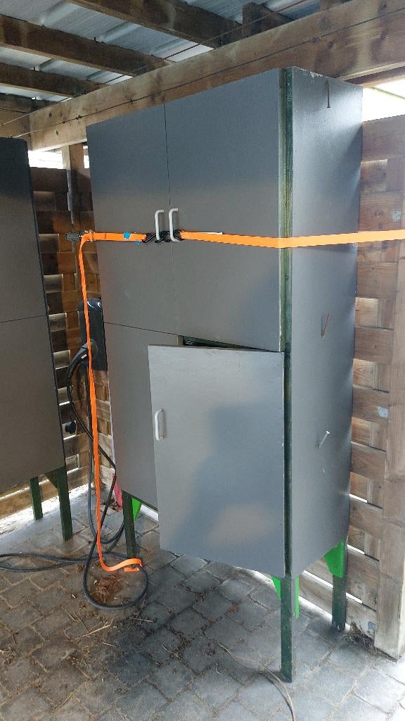 Kasten, Ophalen, Met deur(en), Gebruikt, 50 tot 100 cm