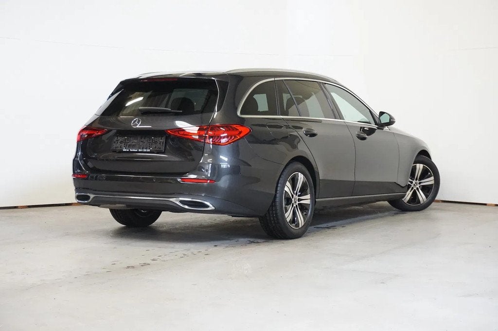 Mercedes-Benz C-CLASS C 180 T (bj 2024, automaat), Auto's, Gebruikt, Leder en Stof, 125 kW, 170 pk