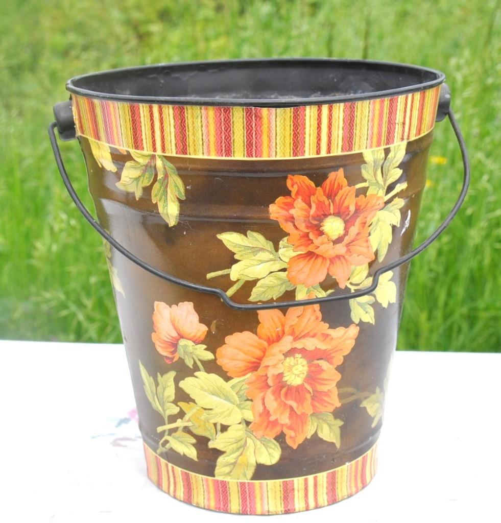 seau decoratif cache pot en metal motif fleur, Enlèvement ou Envoi, Rond, Utilisé, Intérieur