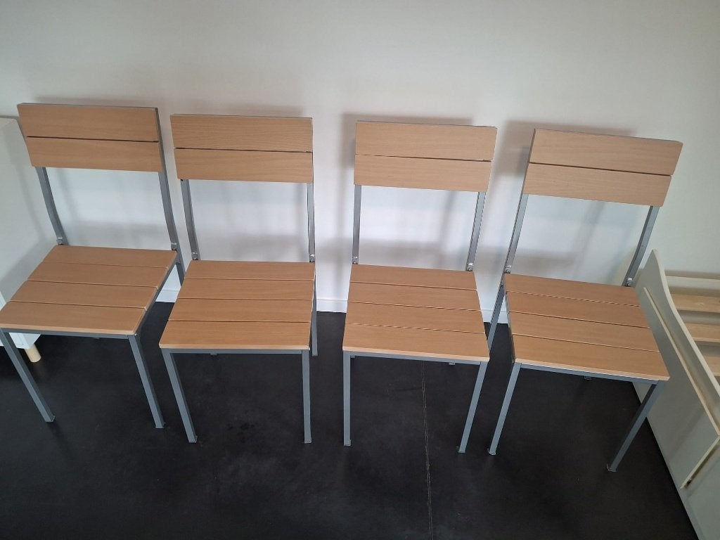 4 stoelen - GRATIS, Huis en Inrichting, Ophalen, Gebruikt, Hout