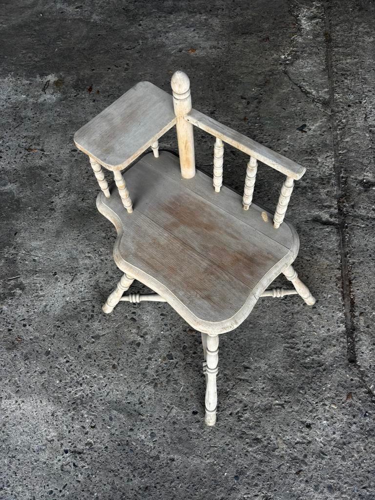 Chaise en bois ancienne, Enlèvement