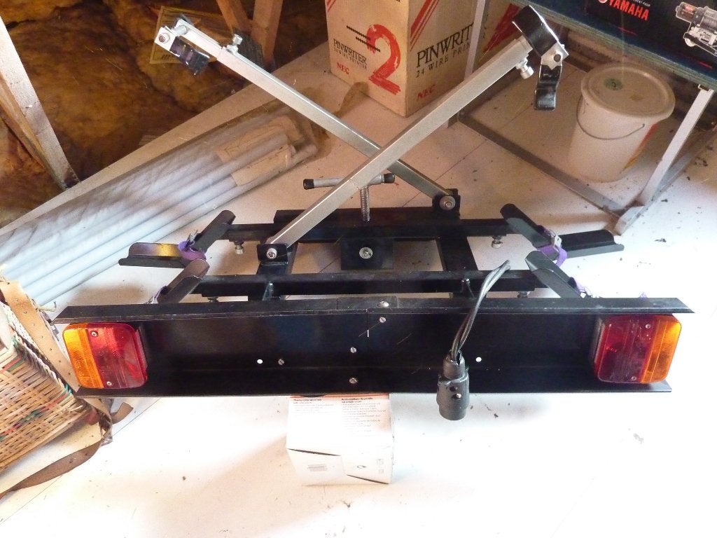 Porte velos pour attache remorque, Neuf, Support d'attelage, 2 vélos, Pneus larges