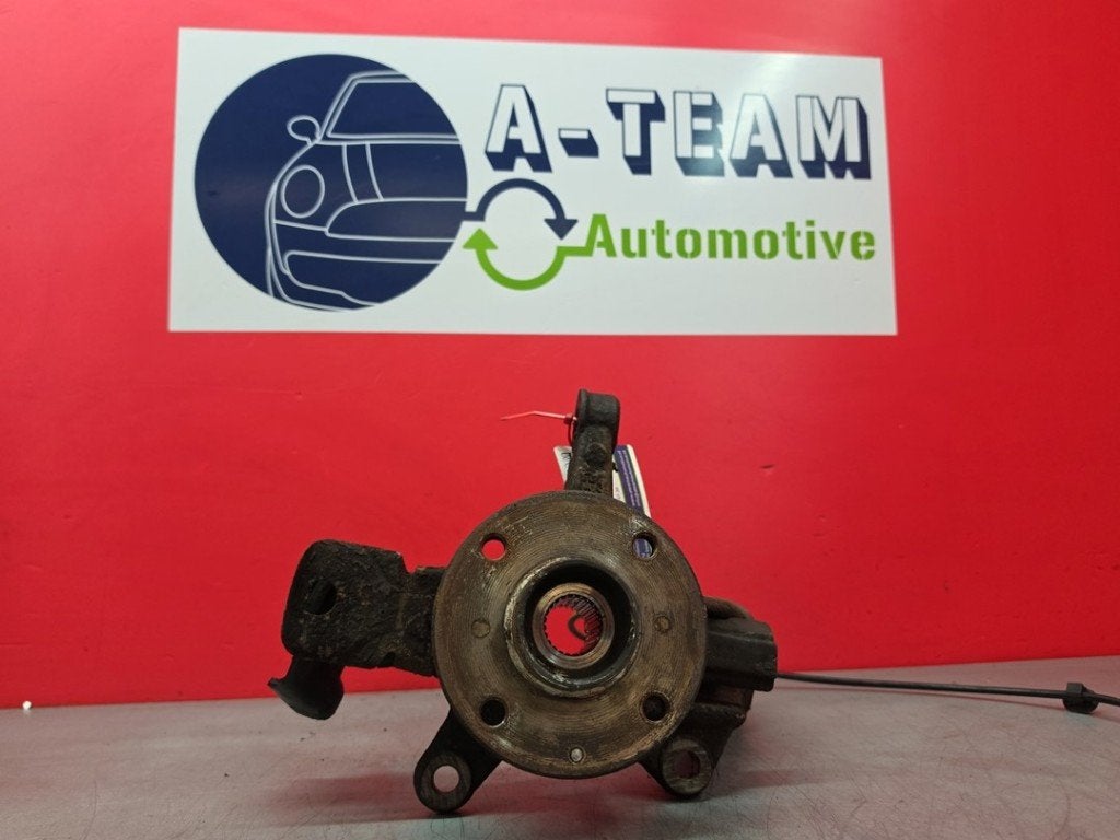 FUSEE AVANT DROITE Toyota Aygo (B10) (|432110H010|), Kundenbetreuung@toyota.de, Toyota, Utilisé, Toyota-Allee 2
50858  Köln, DE