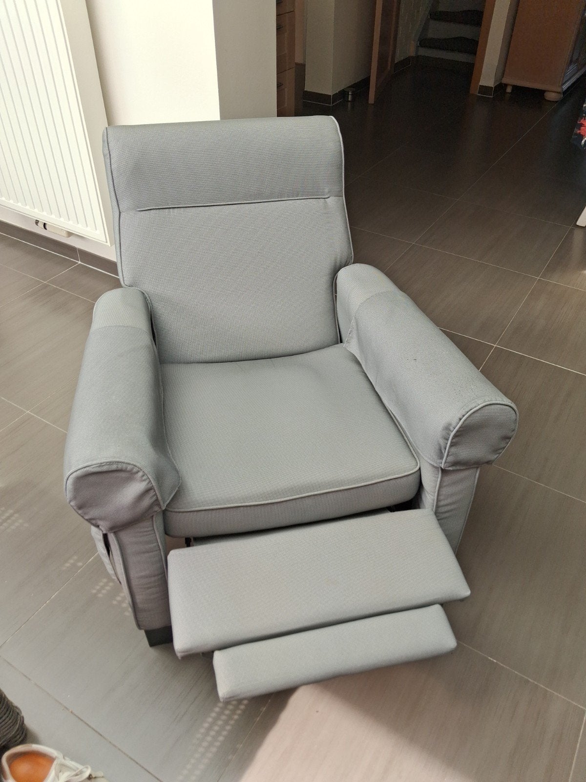 2 dezelfde relaxzetels, Huis en Inrichting, Ophalen, Gebruikt, Stof