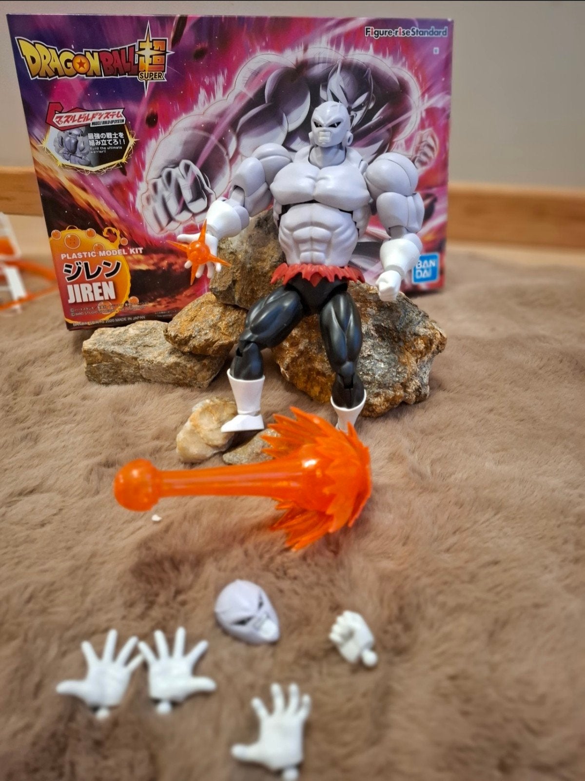 Bandai Figure-rise Standard Plastic Model Kit - Jiren, Enlèvement