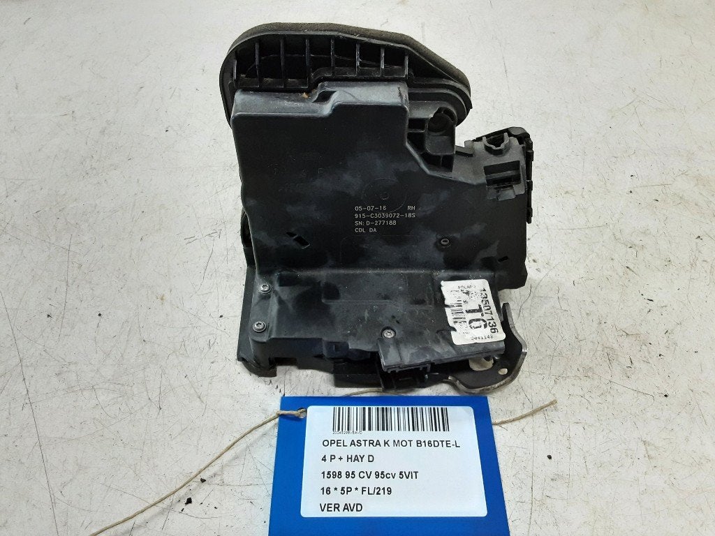 SERRURE DE PORTE AVANT DROITE Opel Astra K (13507136), Opel, Opel Automobile GmbH, Utilisé, Avant