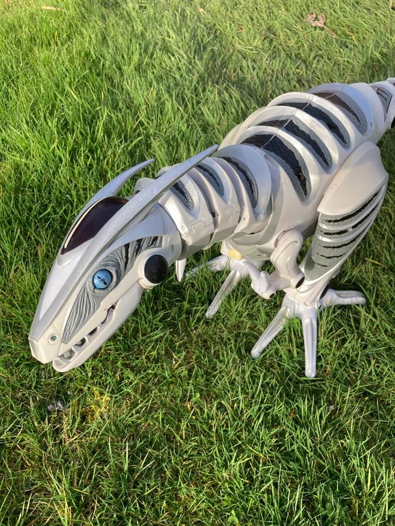 Dinosaurus brult en loopt, Dieren en Toebehoren, Insecten en Spinnen