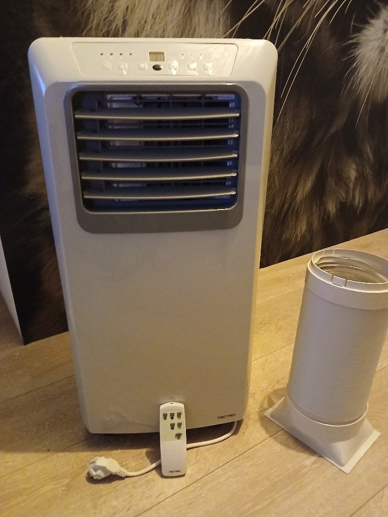 Mobiele airco Tectro TP2520, Elektronische apparatuur, Airco's, Ophalen, Koelen en Ontvochtigen, Minder dan 60 m³, 2 snelheden