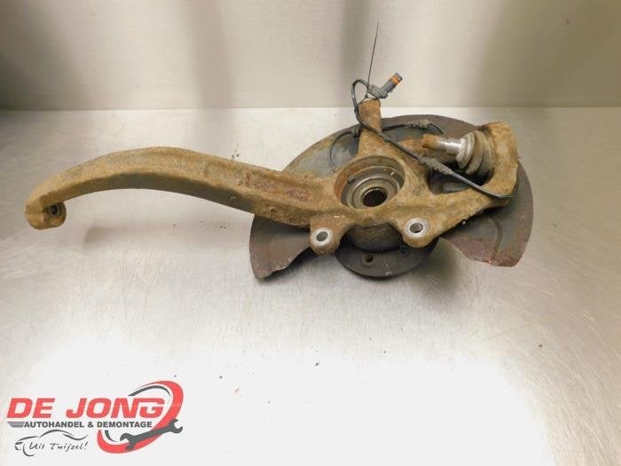 Fusee links-voor van een Mercedes ML-Klasse, Gebruikt, -, Ophalen of Verzenden, -