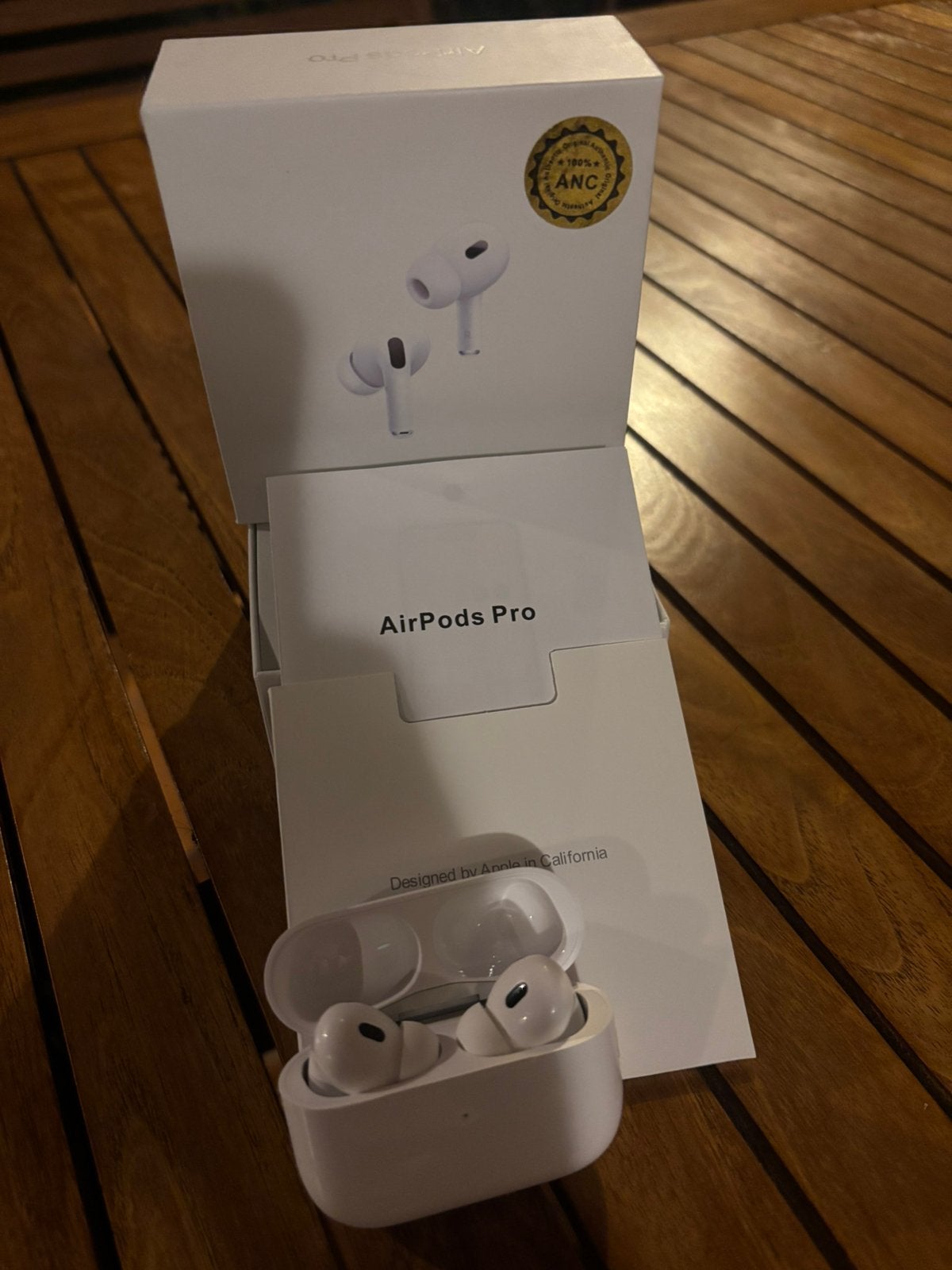 Apple airpods 4 oordopjes., In gehoorgang (in-ear), Nieuw, Ophalen of Verzenden, Apple
